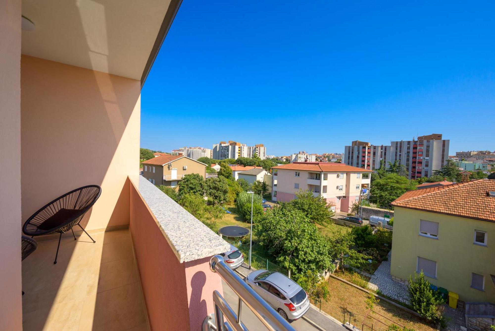 Appartamento J&j New Real Estate 2024 - Free Private Parking Pola