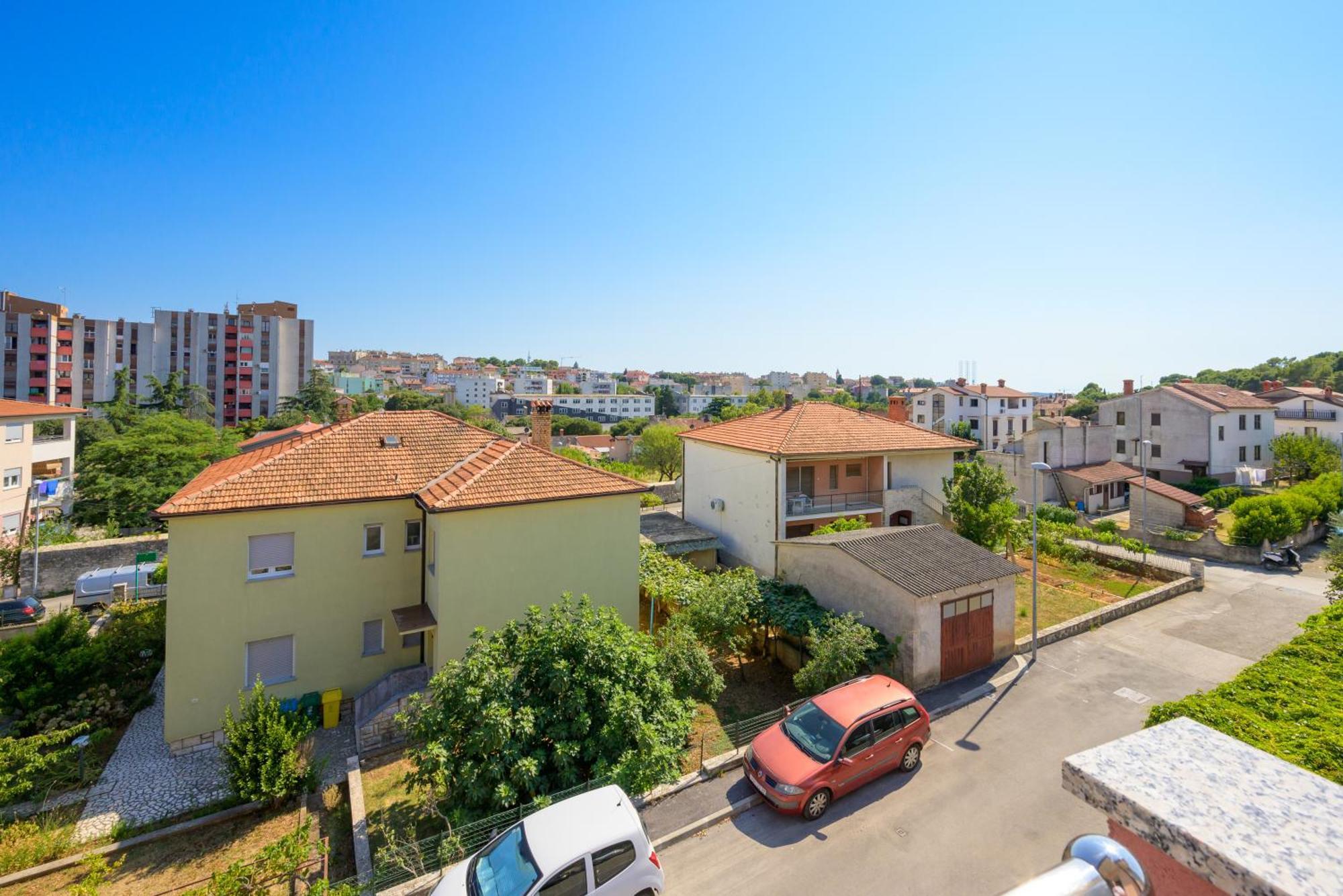 J&j New Real Estate 2024 - Free Private Parking Appartamento